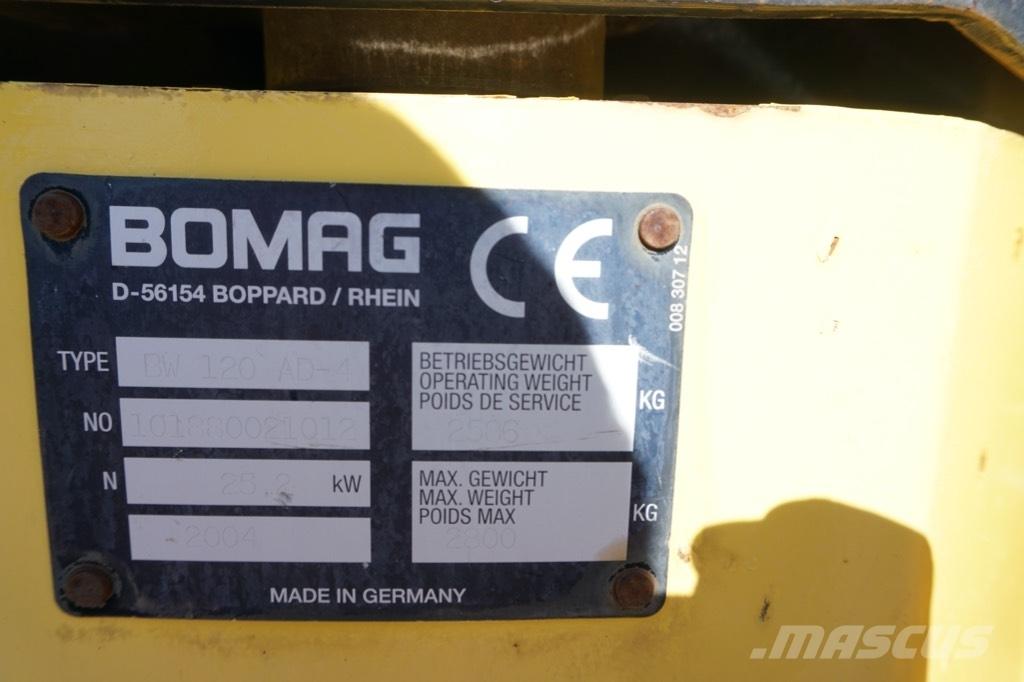 Bomag BW 120 AD-4 Rodillos de doble tambor