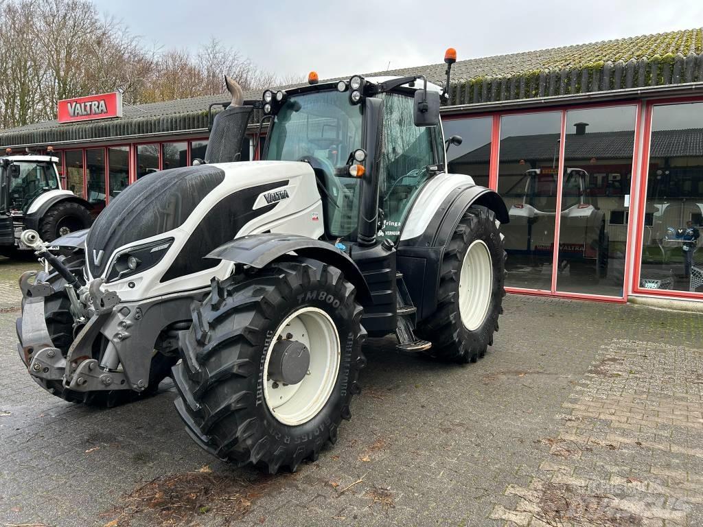 Valtra T154 Active Tractores