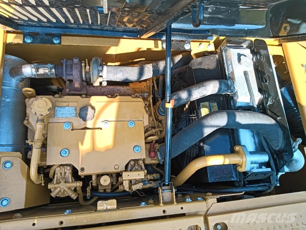 CAT 313 Excavadoras sobre orugas