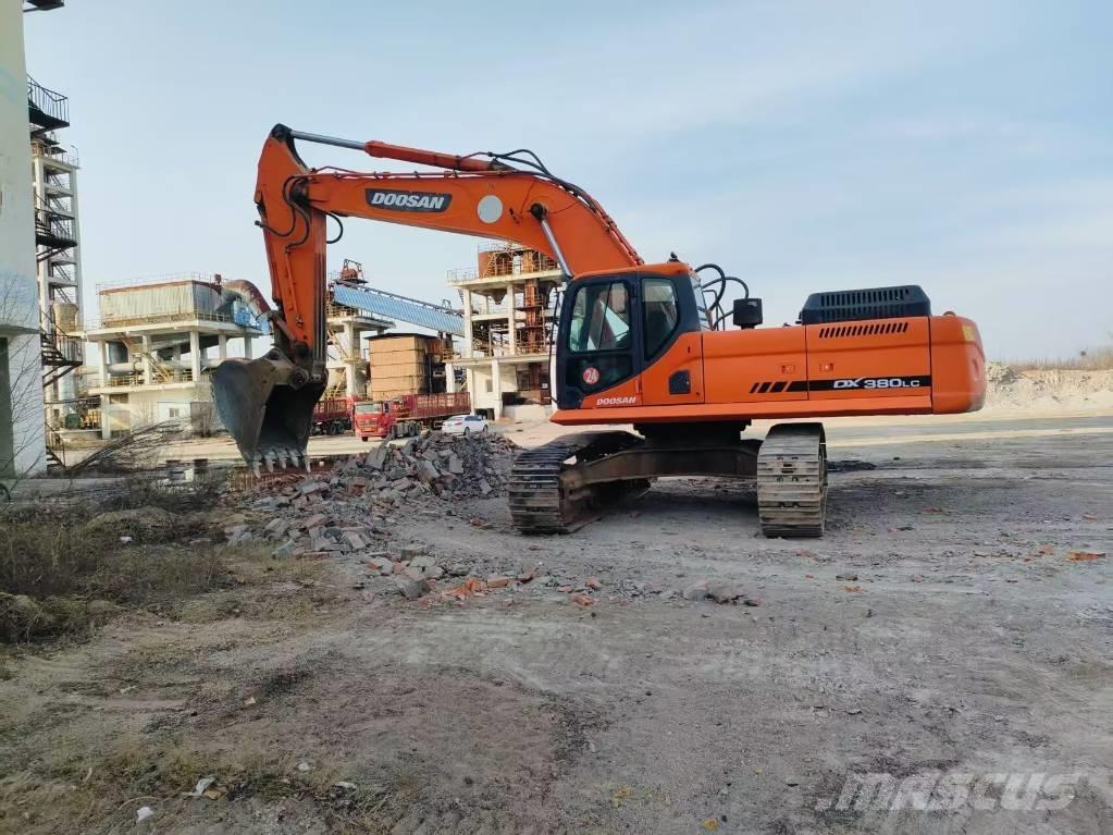 Doosan DX 380 LC Excavadoras sobre orugas