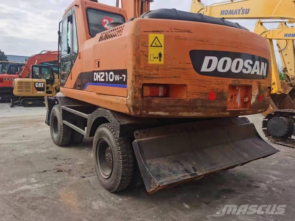 Doosan DH 210 W-7 Excavadoras de ruedas