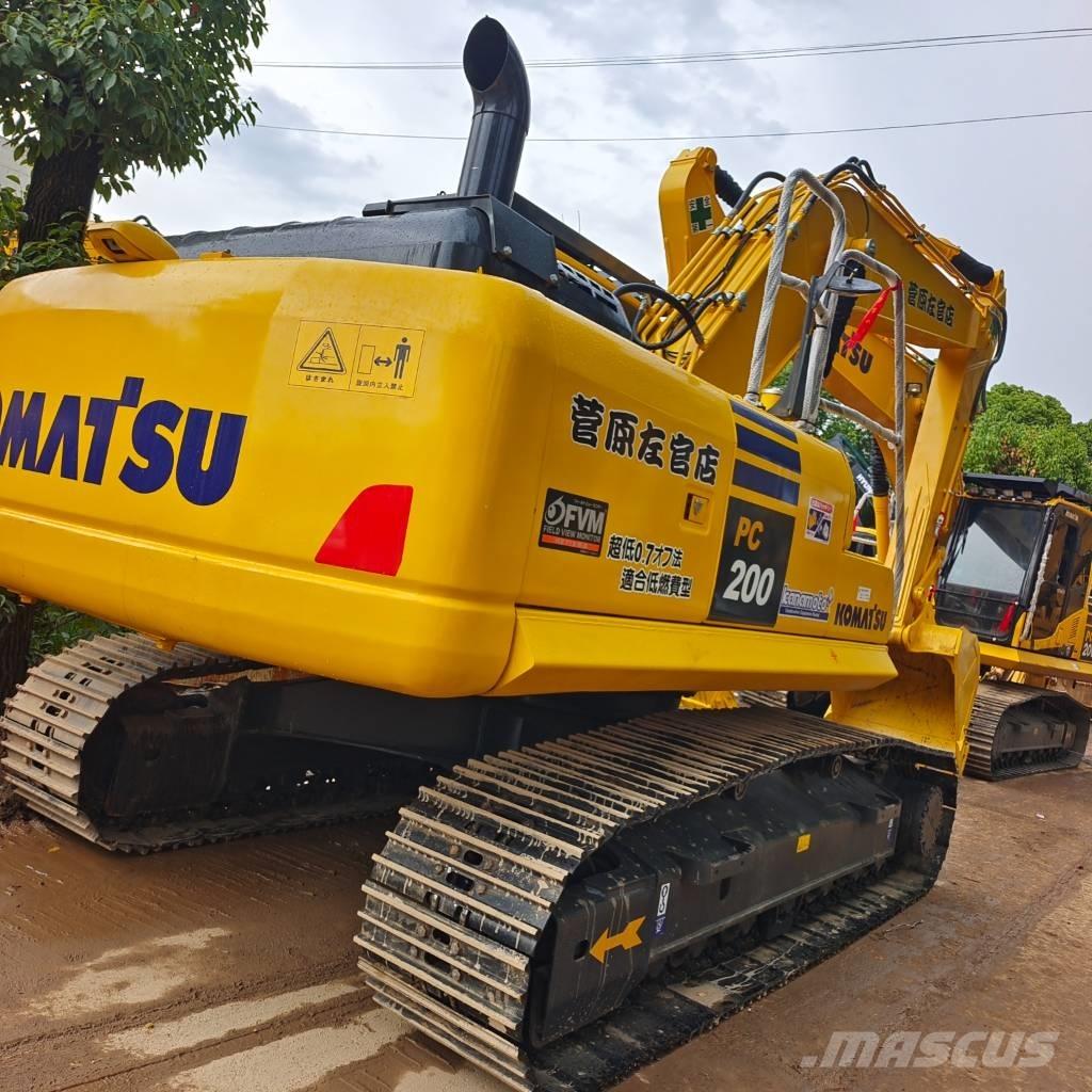 Komatsu PC 200 Excavadoras sobre orugas