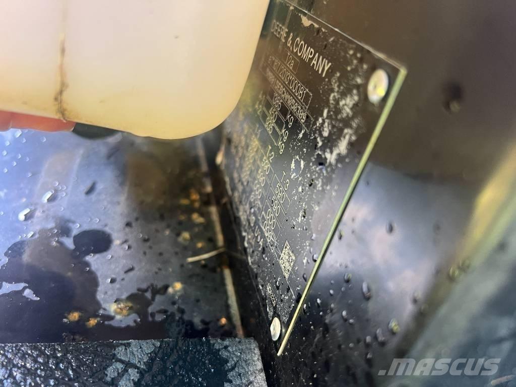 John Deere HPX 4x4 D Maquinarias para servicios públicos