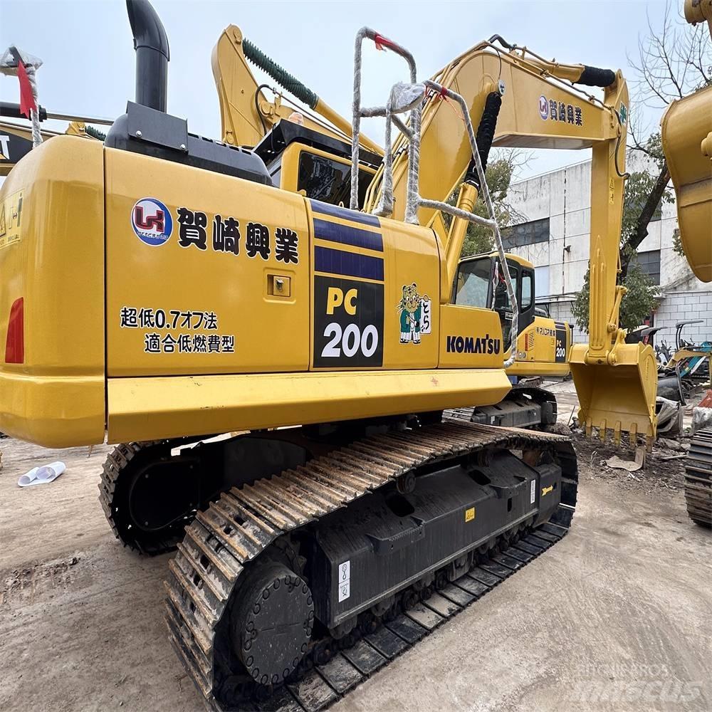 Komatsu PC 200 Excavadoras sobre orugas