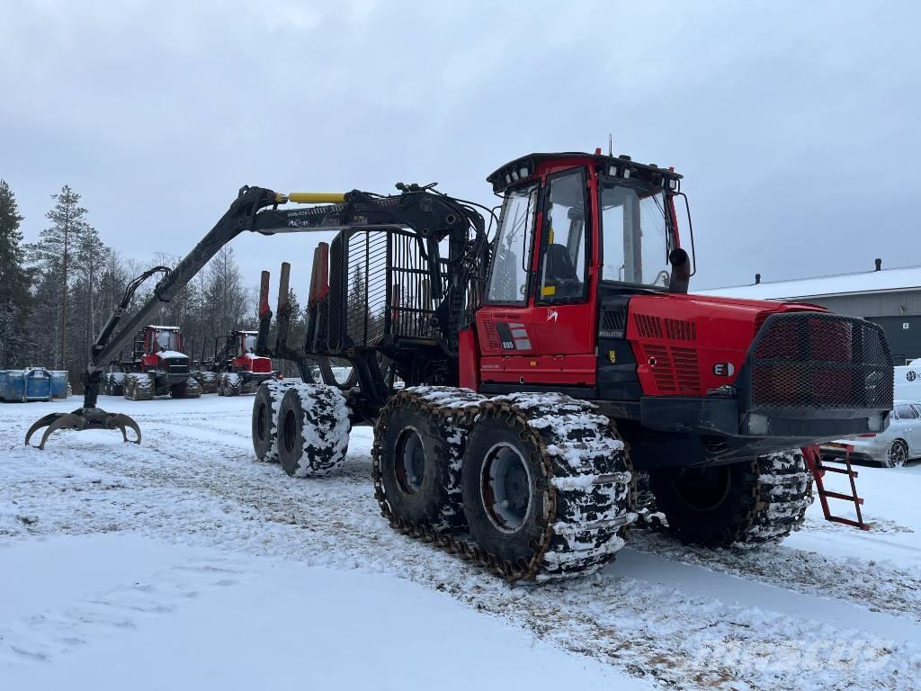 Komatsu 895 Transportadoras