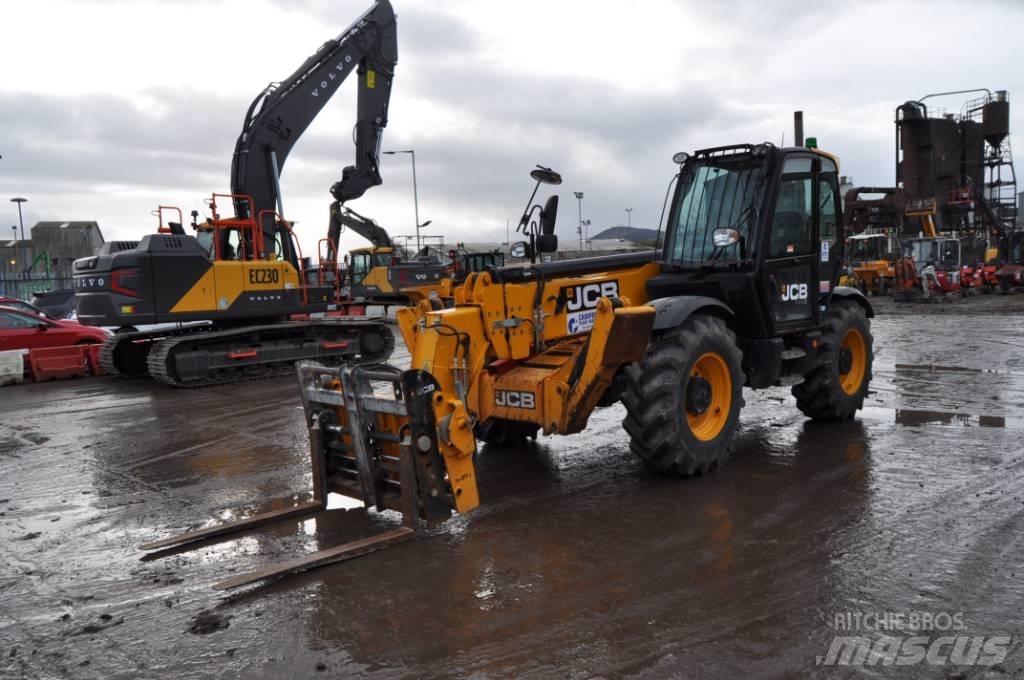 JCB 540-140 Carretillas telescópicas