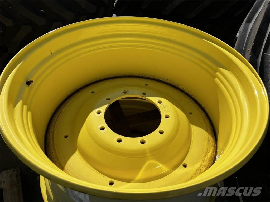 John Deere 23x38 Ruedas