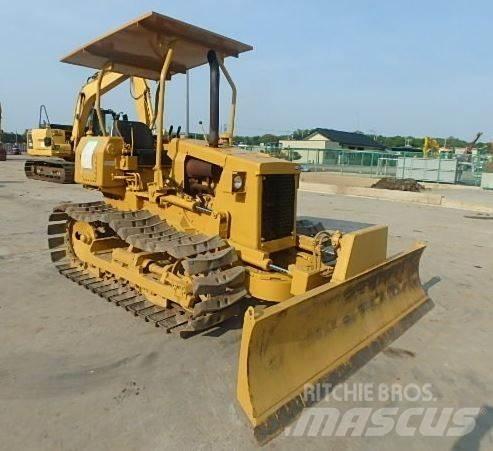 Mitsubishi BD2F Buldozer sobre oruga