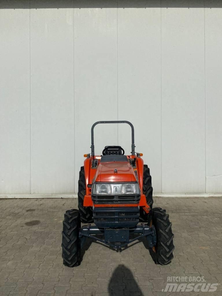 Kubota GT26 Tractores compactos