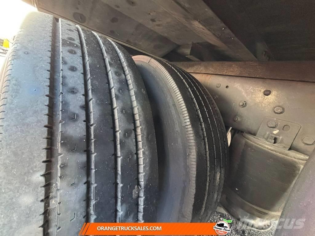 International MV607 Camiones con caja de remolque