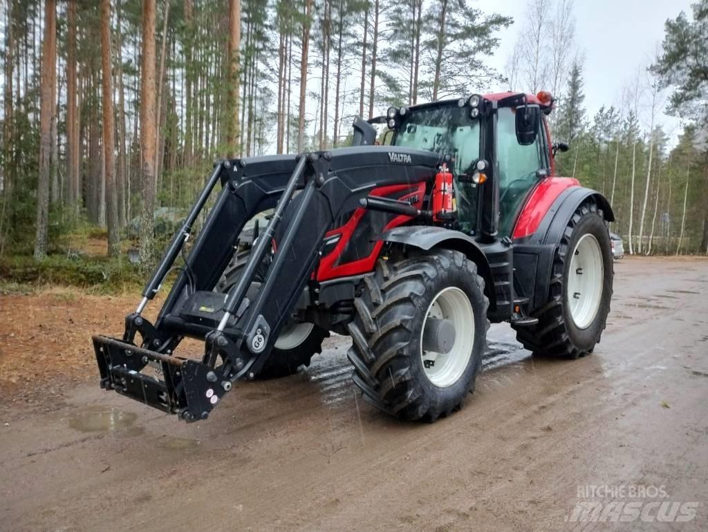 Valtra T234 Active Tractores