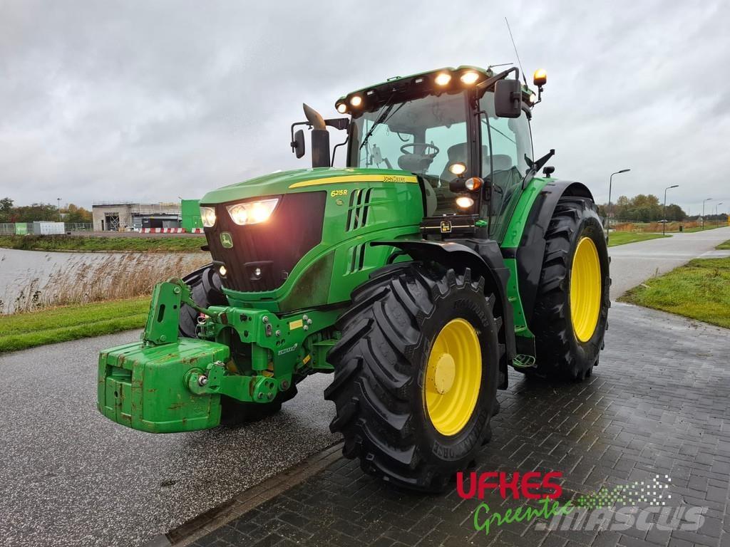 John Deere 6215 R Tractores