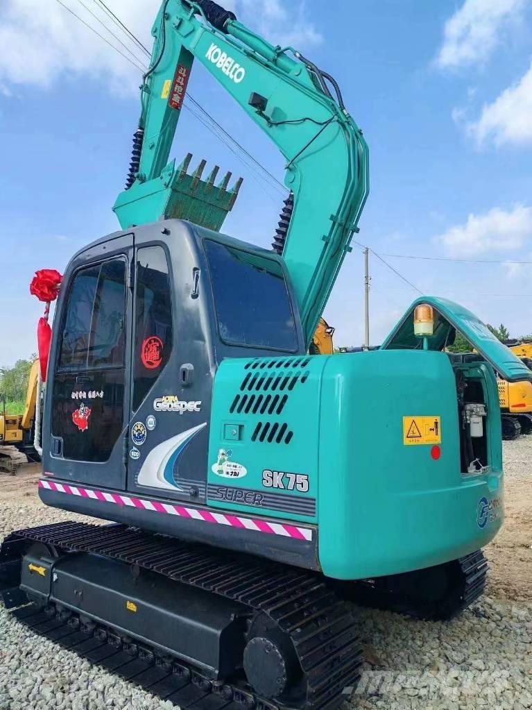 Kobelco SK 75 Excavadoras sobre orugas