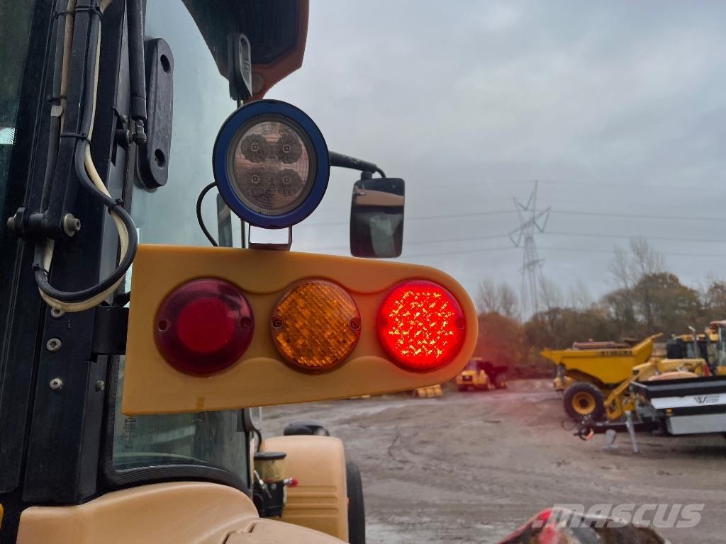 Hydrema 926 E ESD Retrocargadoras