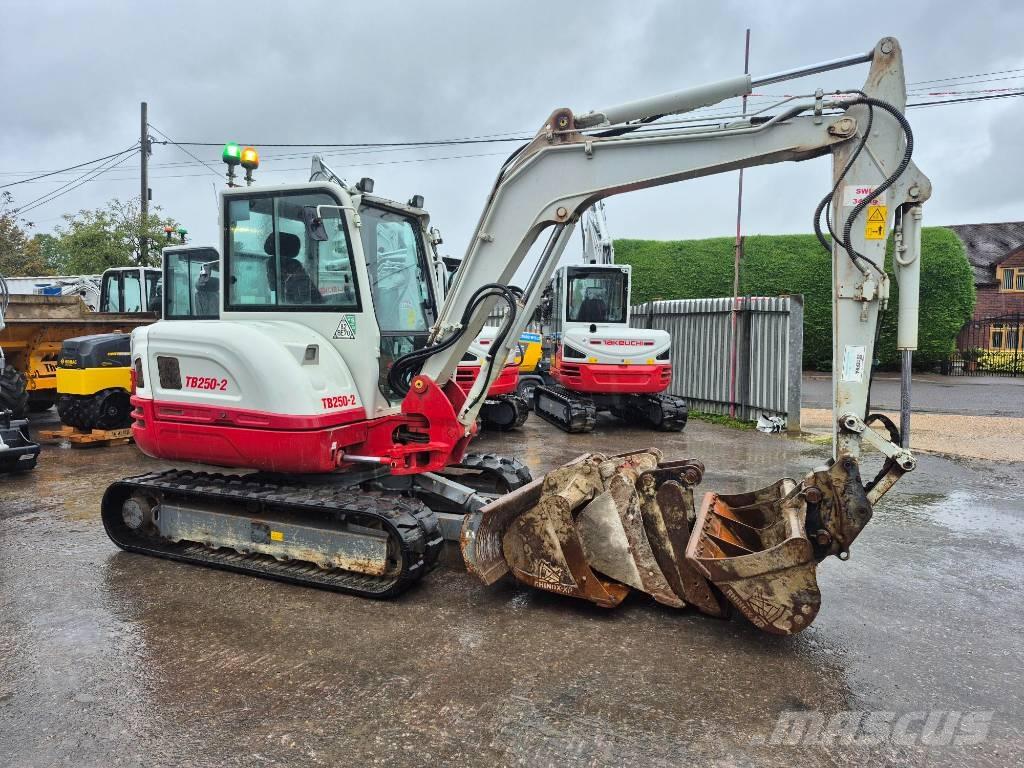 Takeuchi TB 250 Miniexcavadoras