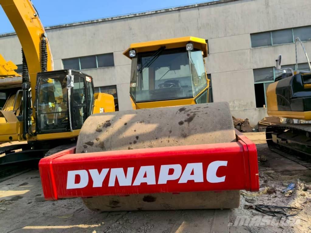 Dynapac CA 602 Rodillos de un solo tambor