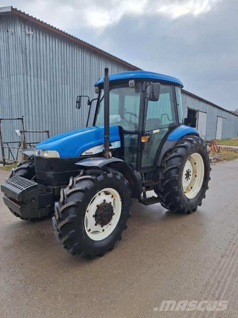 New Holland TD 95 D Tractores