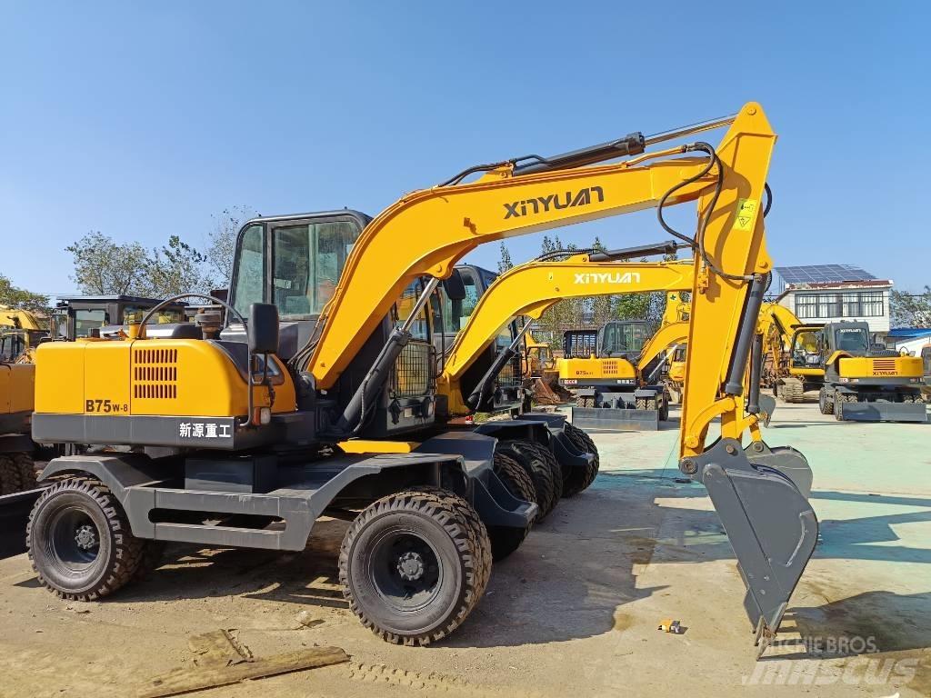 Xinyuan XYB75W-9 Excavadoras sobre orugas