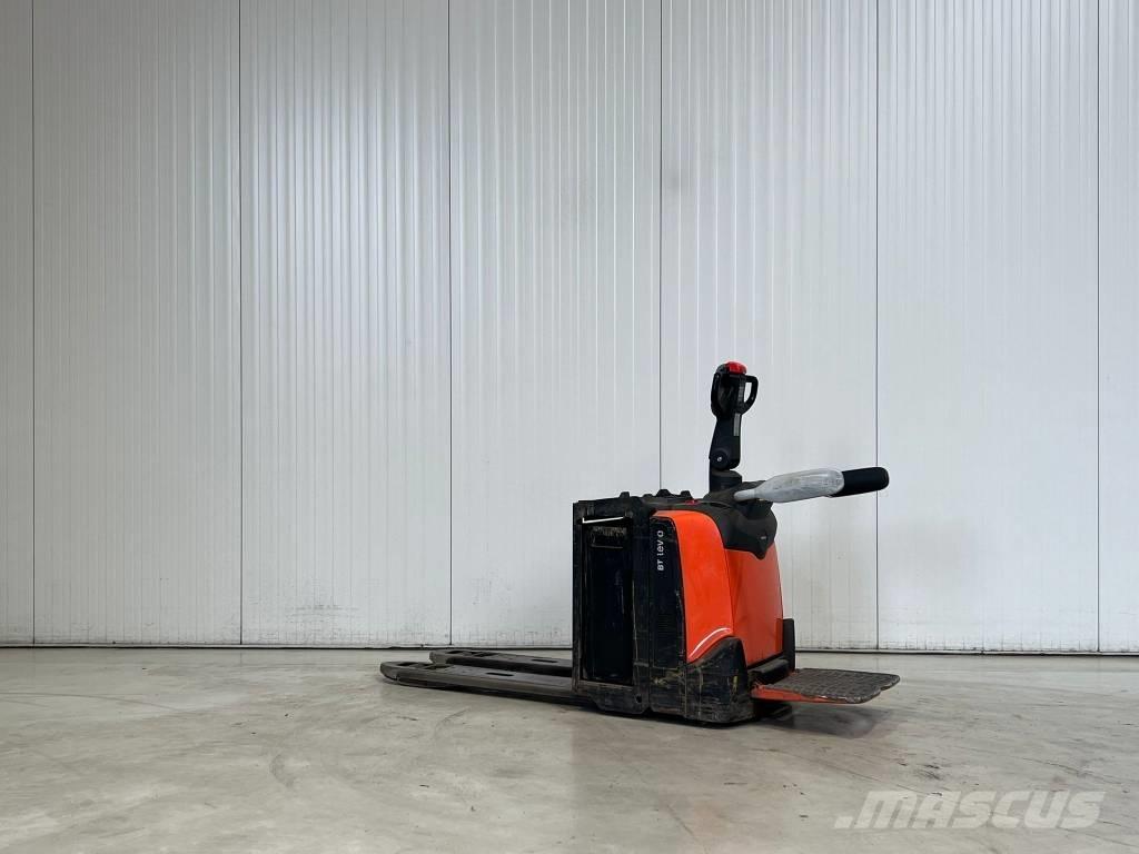 BT LPE250 Montacargas con plataformas de baja elevación