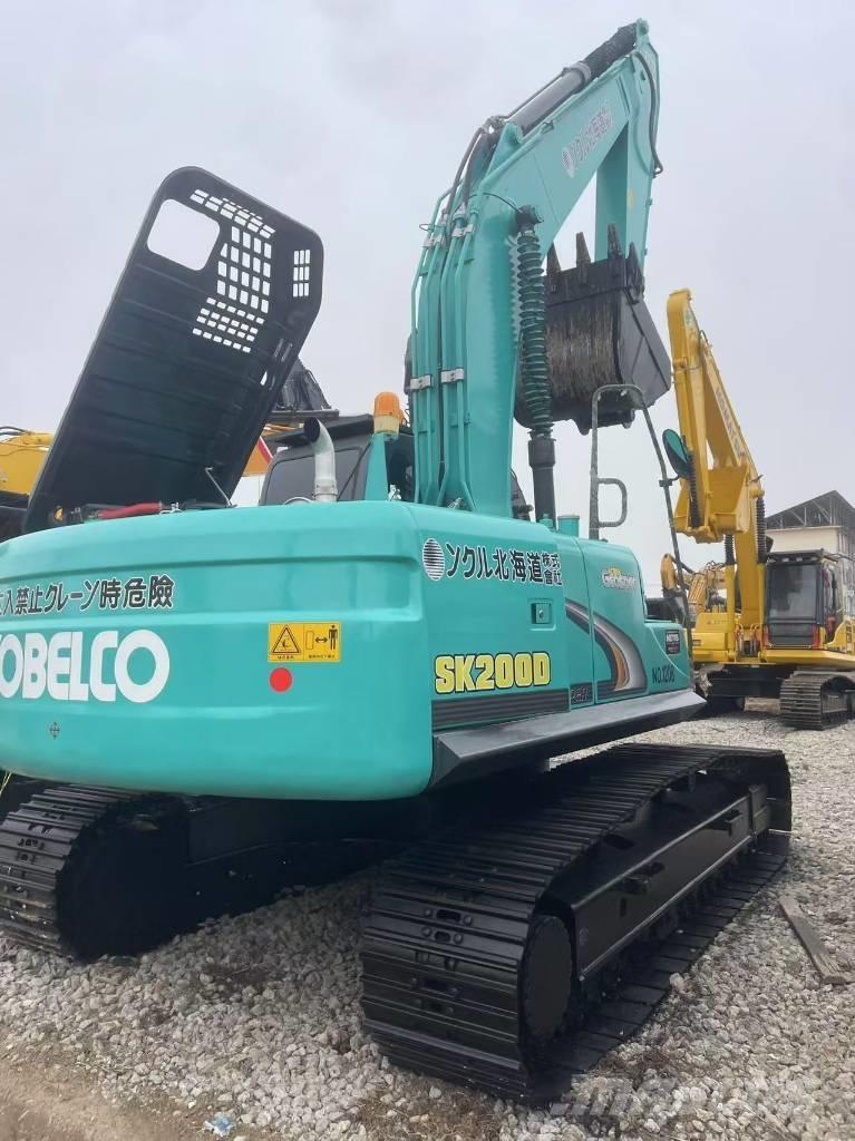 Kobelco SK 200 Excavadoras sobre orugas