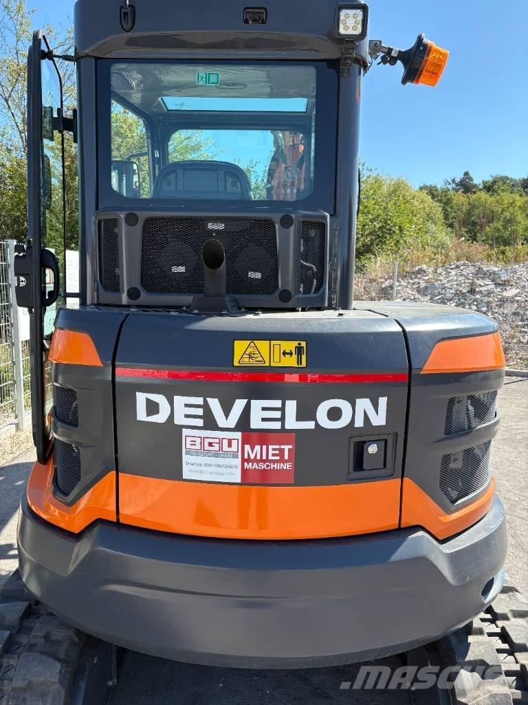Develon DX 63-7 Miniexcavadoras