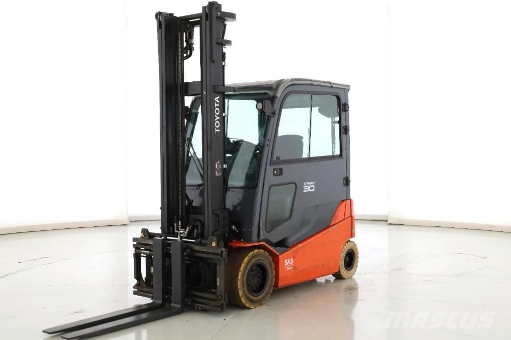 Toyota 8 FBMT 30 Carretillas de horquilla eléctrica