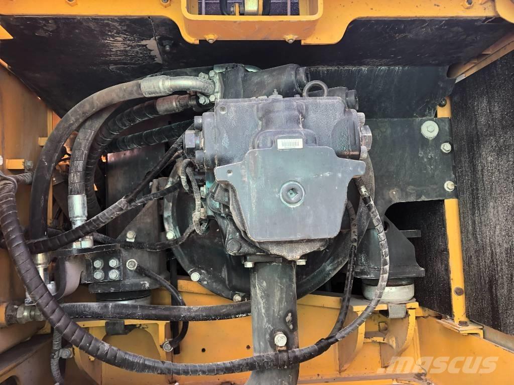 Komatsu 350 Excavadoras sobre orugas