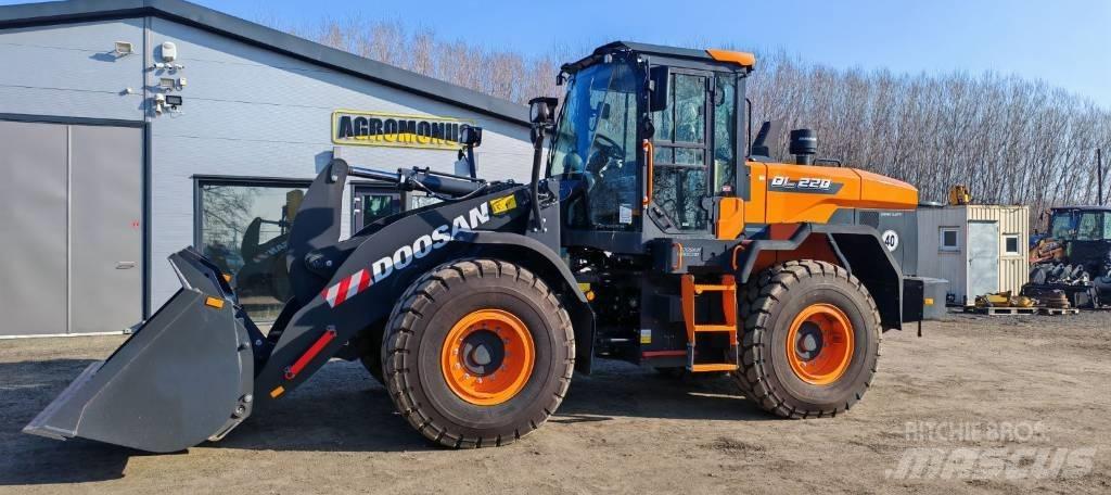 Doosan DL 220 Cargadoras sobre ruedas