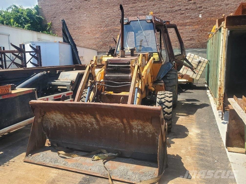 CASE 580 E Retrocargadoras