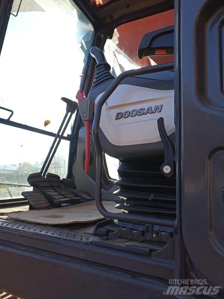 Doosan DX340LC-5 Retrocargadoras