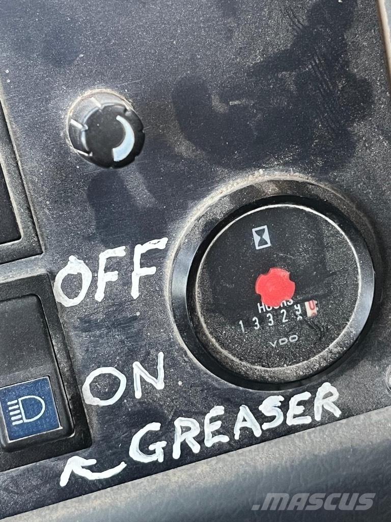 Volvo L 180 E Cargadoras sobre ruedas