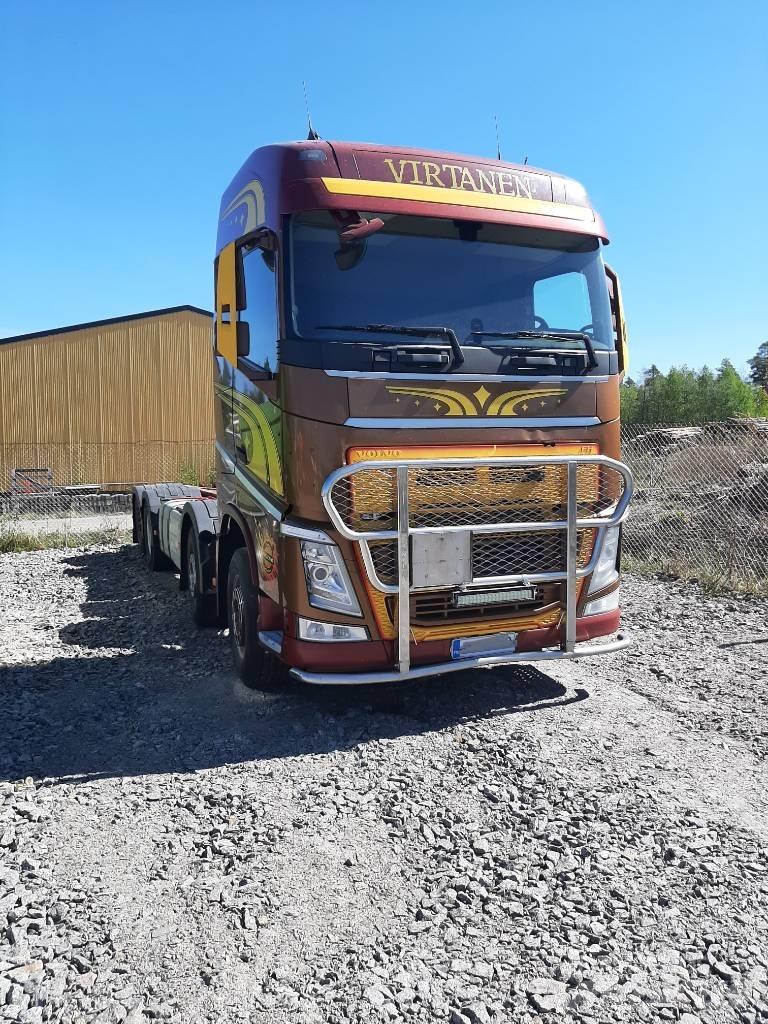 Volvo FH 13 Camiones con chasís y cabina