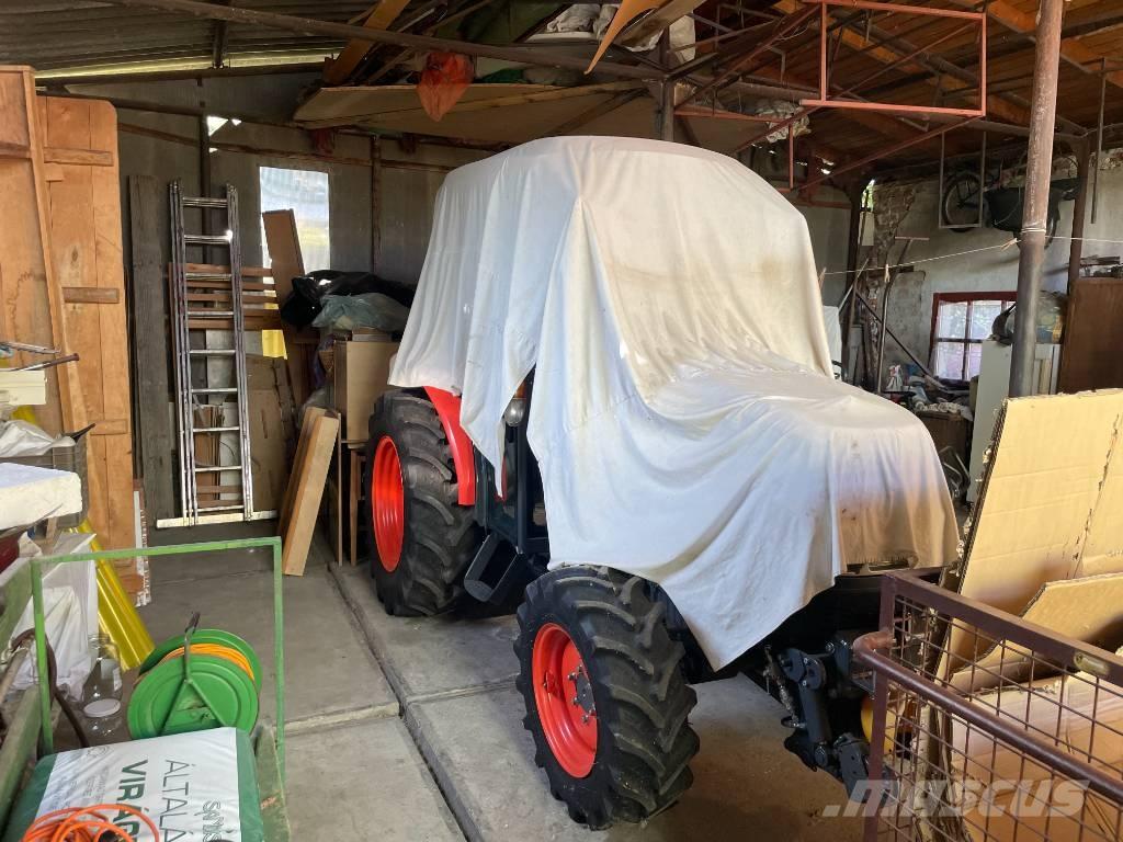 Kubota L2-421 Tractores compactos