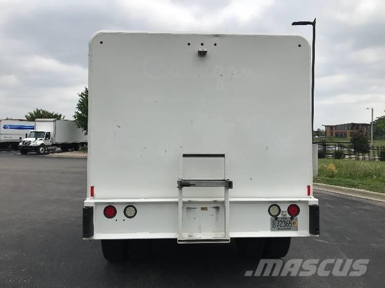 Freightliner M2 Camiones de reparto de bebidas