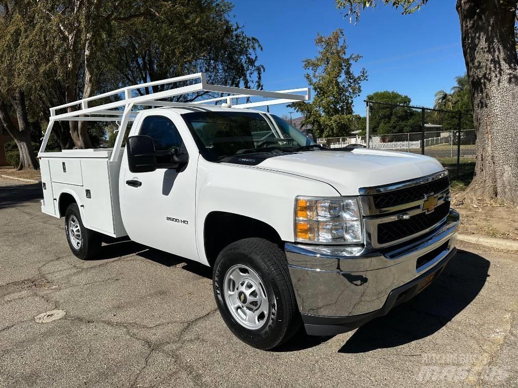 Chevrolet 2500 HD Caja abierta/laterales abatibles