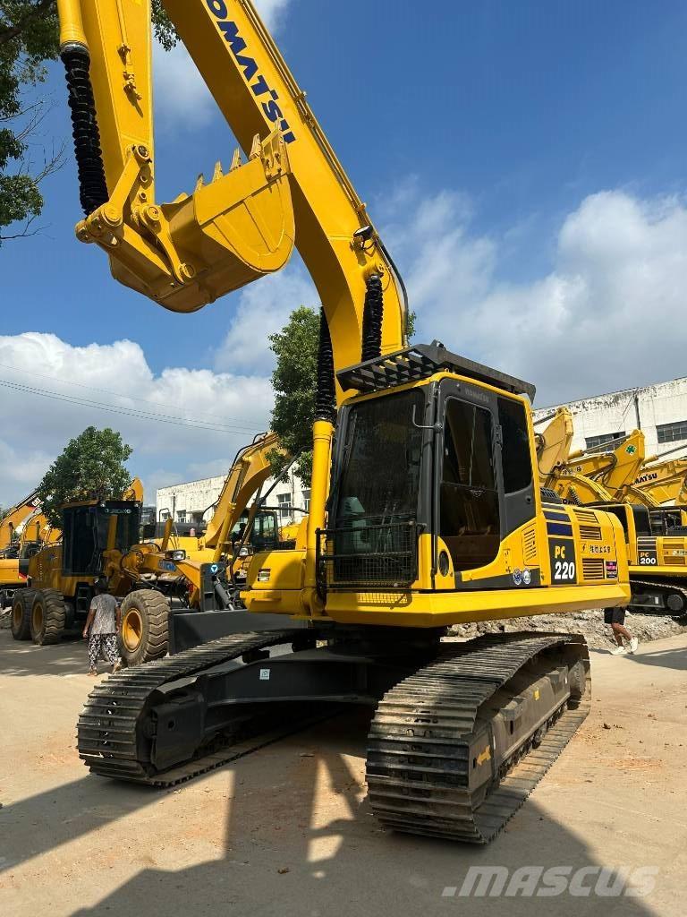 Komatsu PC220-8 Excavadoras 7t - 12t