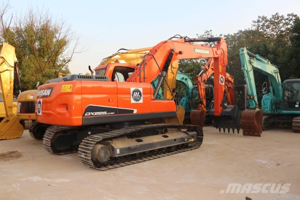 Doosan dx225 Excavadoras sobre orugas