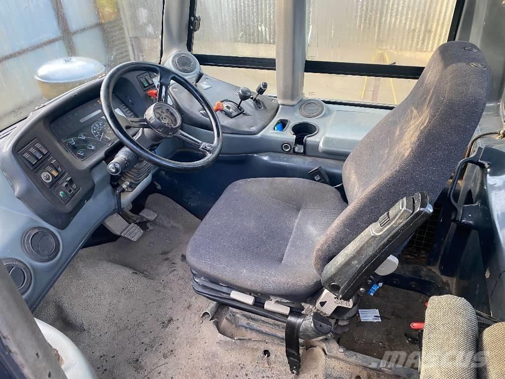 Bell B 25 D Camiones articulados