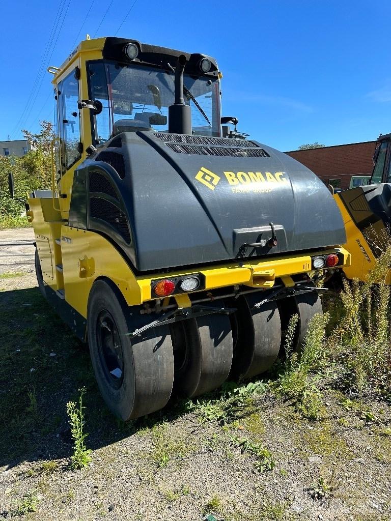 Bomag BW24RH Rodillos sobre neumáticos