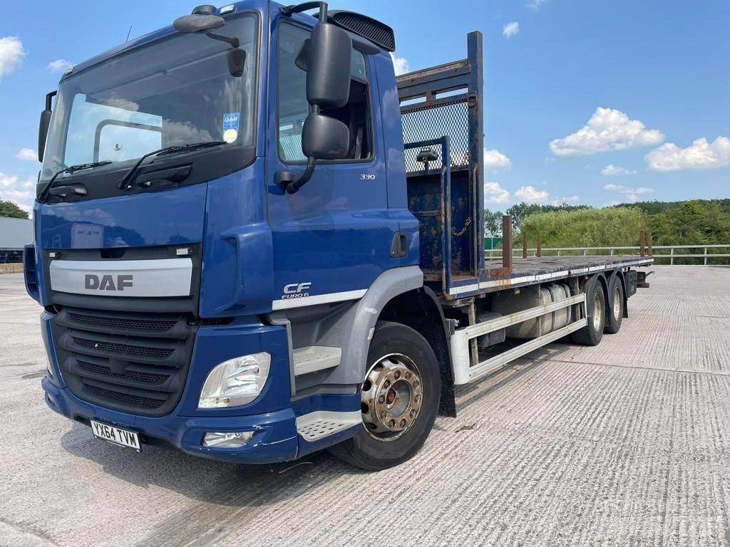 DAF CF330 Camiones de cama baja