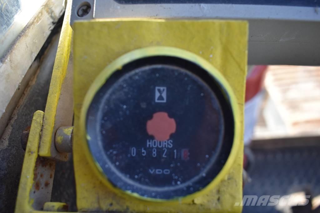 Hitachi KH 230-3 Grúas de oruga