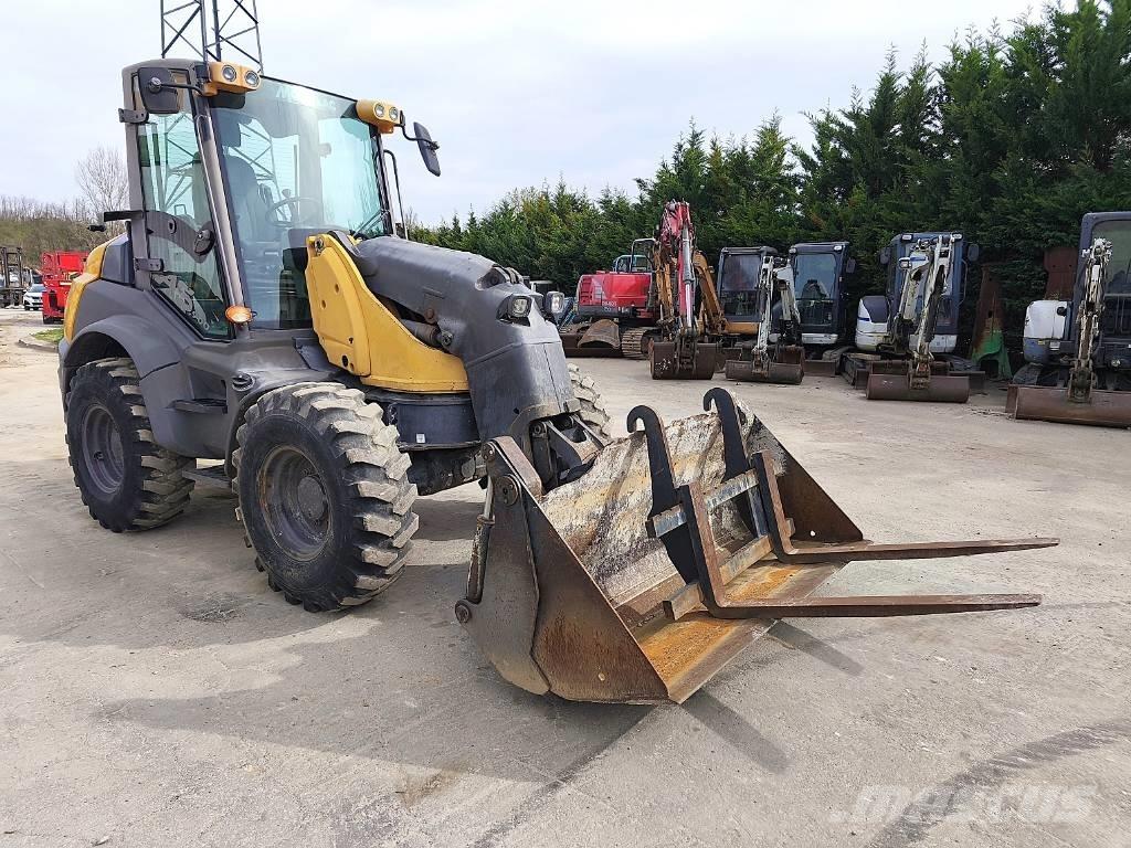 Mecalac AS 900 Cargadoras sobre ruedas