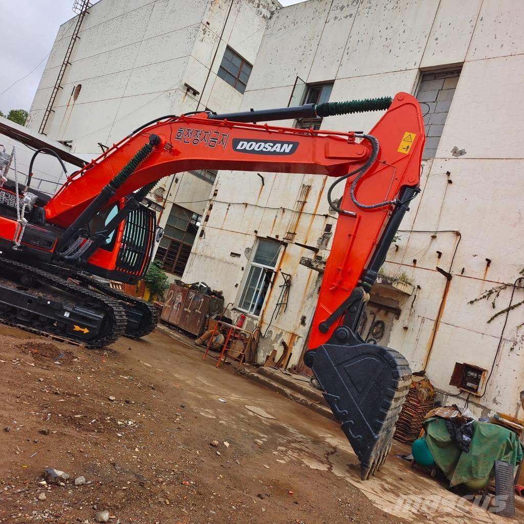 Doosan DX 340 Excavadoras sobre orugas