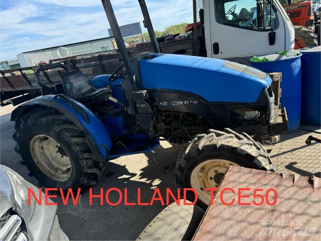 New Holland TCE50 Tractores