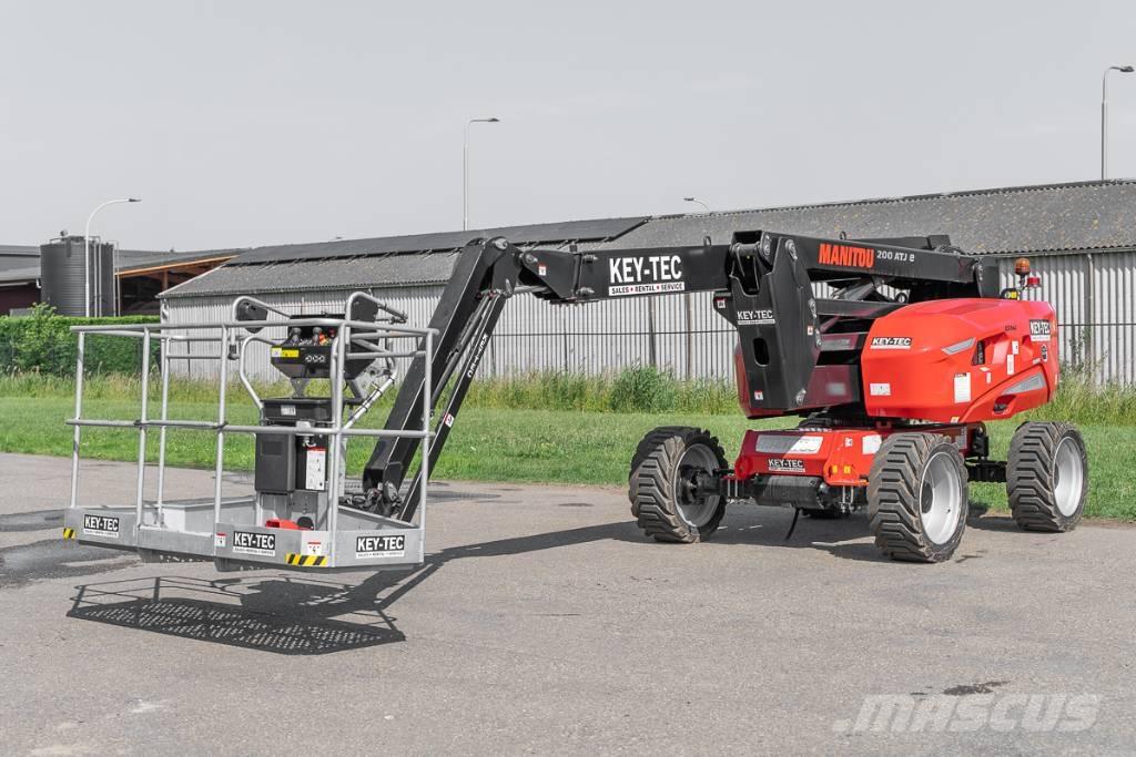 Manitou 200 ATJ e Plataformas con brazo de elevación manual