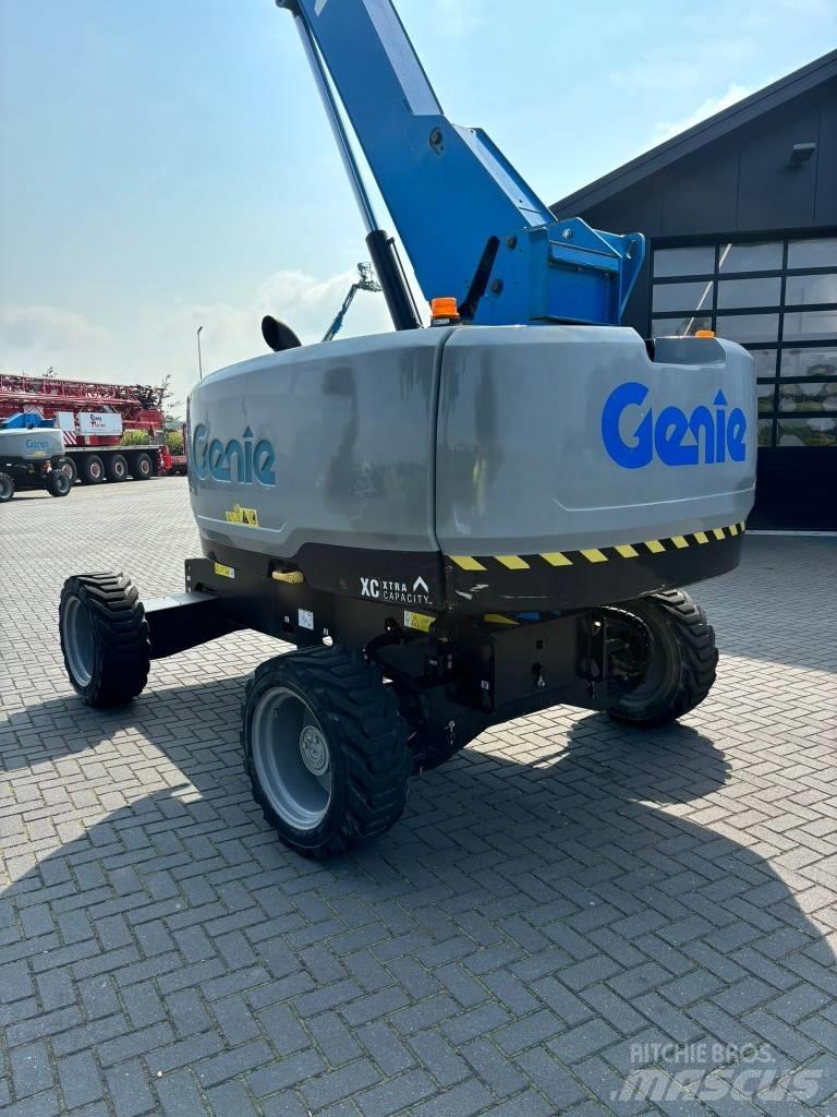 Genie S45XC Plataformas con brazo de elevación telescópico