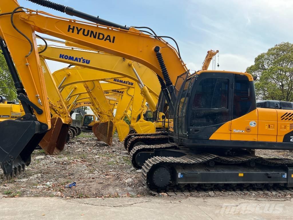 Hyundai 220LC-9S Excavadoras sobre orugas