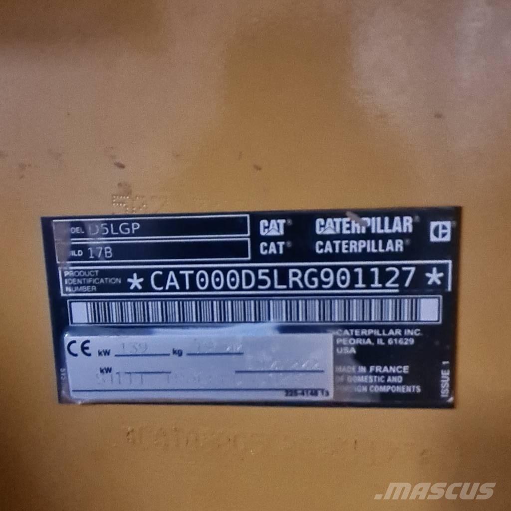 CAT D 5 LGP Buldozer sobre oruga
