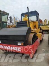 Dynapac CC 421 Rodillos de doble tambor