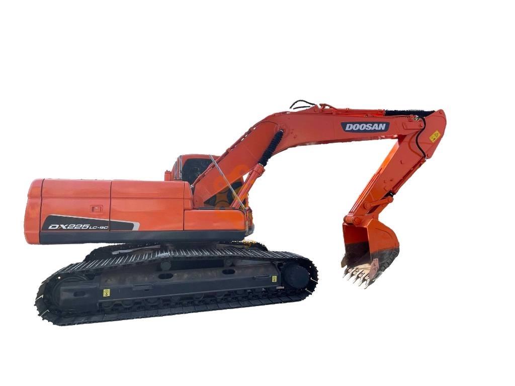 Doosan DX 225 LC Excavadoras sobre orugas